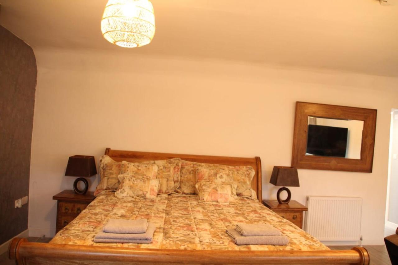 House 1905 - Self Catering Serviced Apartment Tidworth Esterno foto