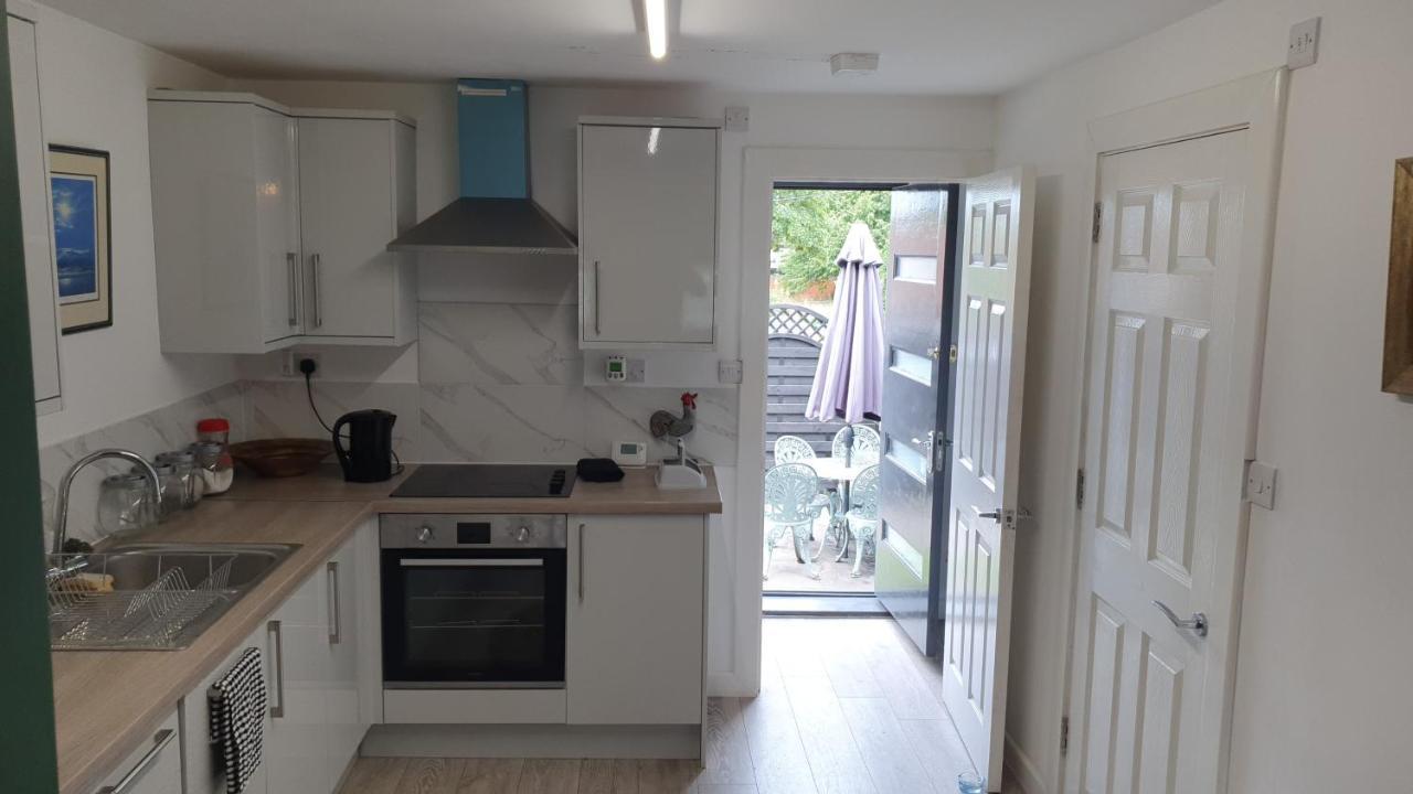 House 1905 - Self Catering Serviced Apartment Tidworth Esterno foto