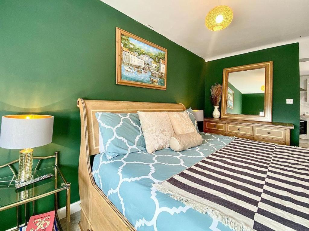 House 1905 - Self Catering Serviced Apartment Tidworth Esterno foto