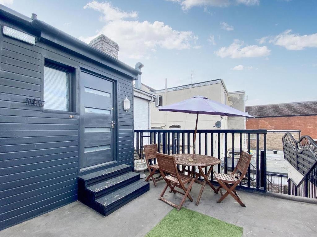 House 1905 - Self Catering Serviced Apartment Tidworth Esterno foto